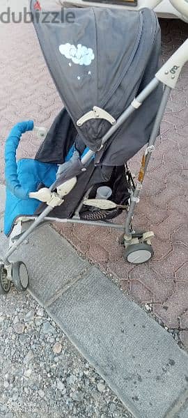 Giggles Stroller, Baby Car seat 0