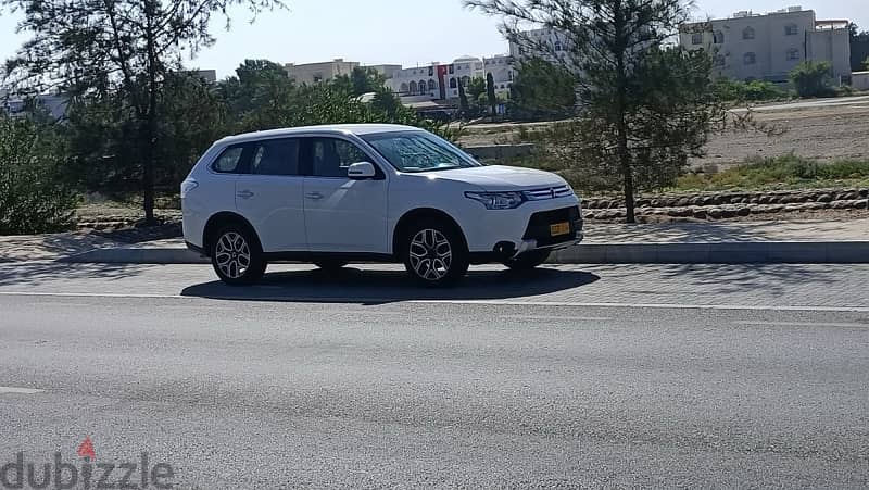 Mitsubishi Outlander 2015 0