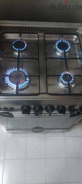 cooking range with cylinders 1