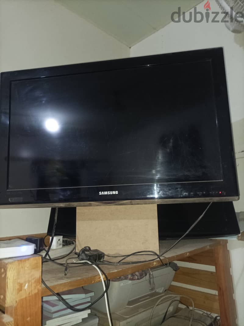 Samsung LCD for sale 0