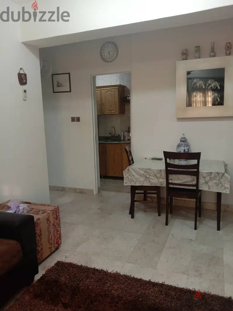 furnished appartment in the main alkhod sooq infront line 7