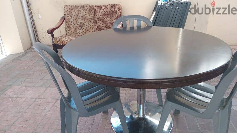 sale. dinning table and. chairs. 9