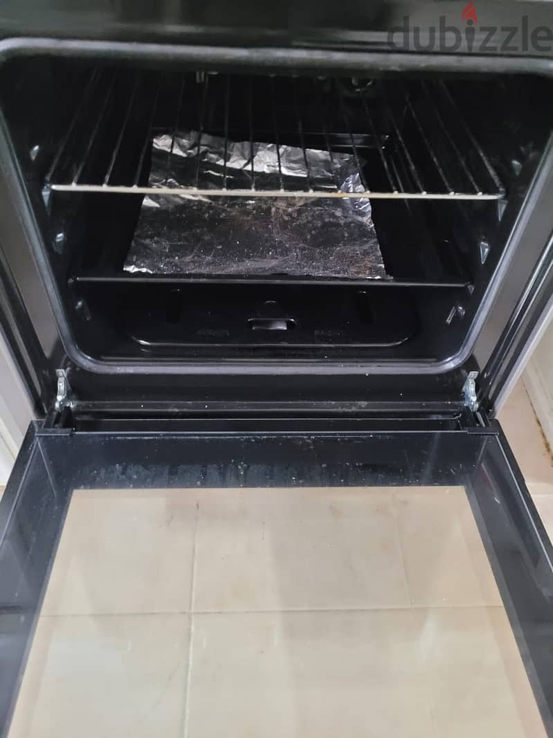 Ariston cooking range 1