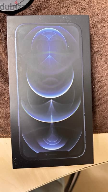 iphone 12pro 256GB blu with box arabic 5