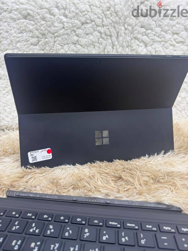 Microsoft surface Pro 7+ core i7 11th Genration 1