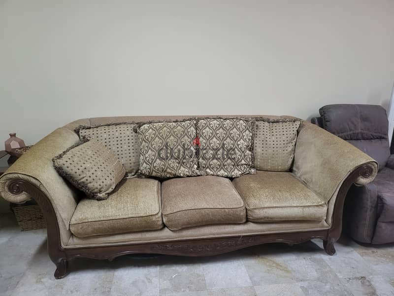 SOFA SET 7 SEATER 0