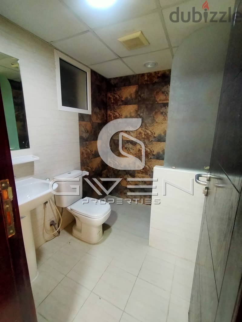 Commercial 1 BHK Flat for Rent in Prime Location – Al Khuwair 4