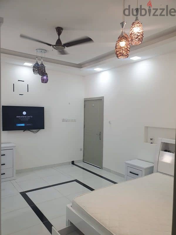 Furnished 1 Bedroom in Alkhuwair غرفة مؤثثة بالكامل للايجار بالخوير 3