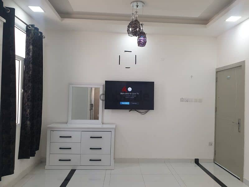 Furnished 1 Bedroom in Alkhuwair غرفة مؤثثة بالكامل للايجار بالخوير 4