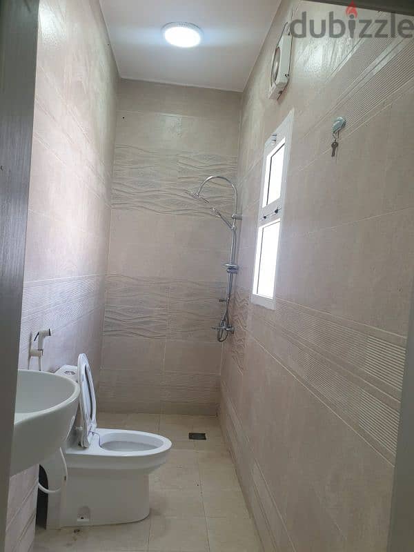 Furnished 1 Bedroom in Alkhuwair غرفة مؤثثة بالكامل للايجار بالخوير 17