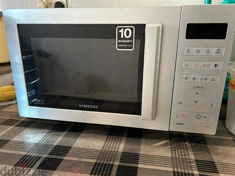 MICROWAVE OVEN 0