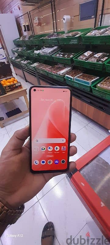 realme 8 4+4/128 0