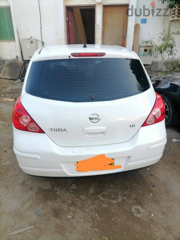 Nissan Tiida 2012 0