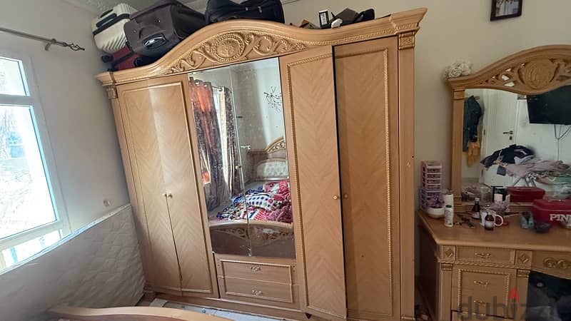 Used cupboard sale in azaibha 2