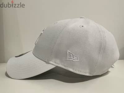 BRAND NEW ( NEW ERA CAP ) ORIGINAL