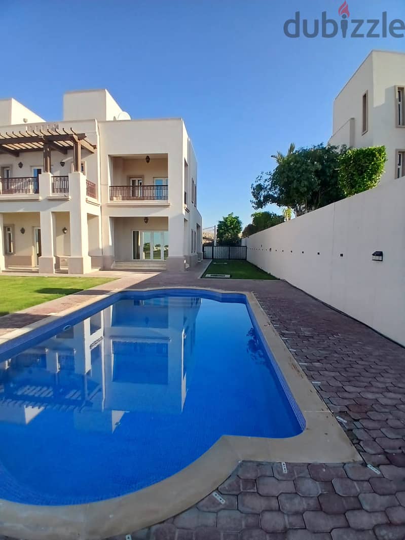 4 Bedrooms Villa in Muscat Hills 3