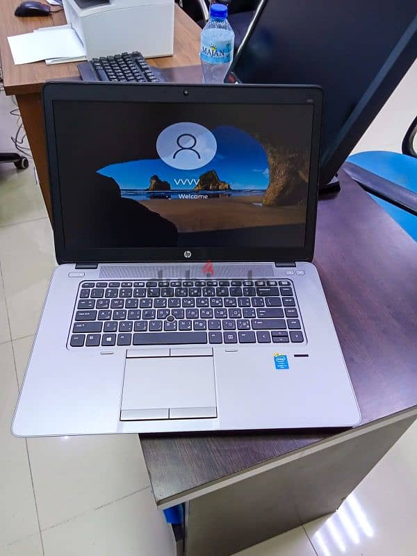 HP   Core i7 Laptop 4