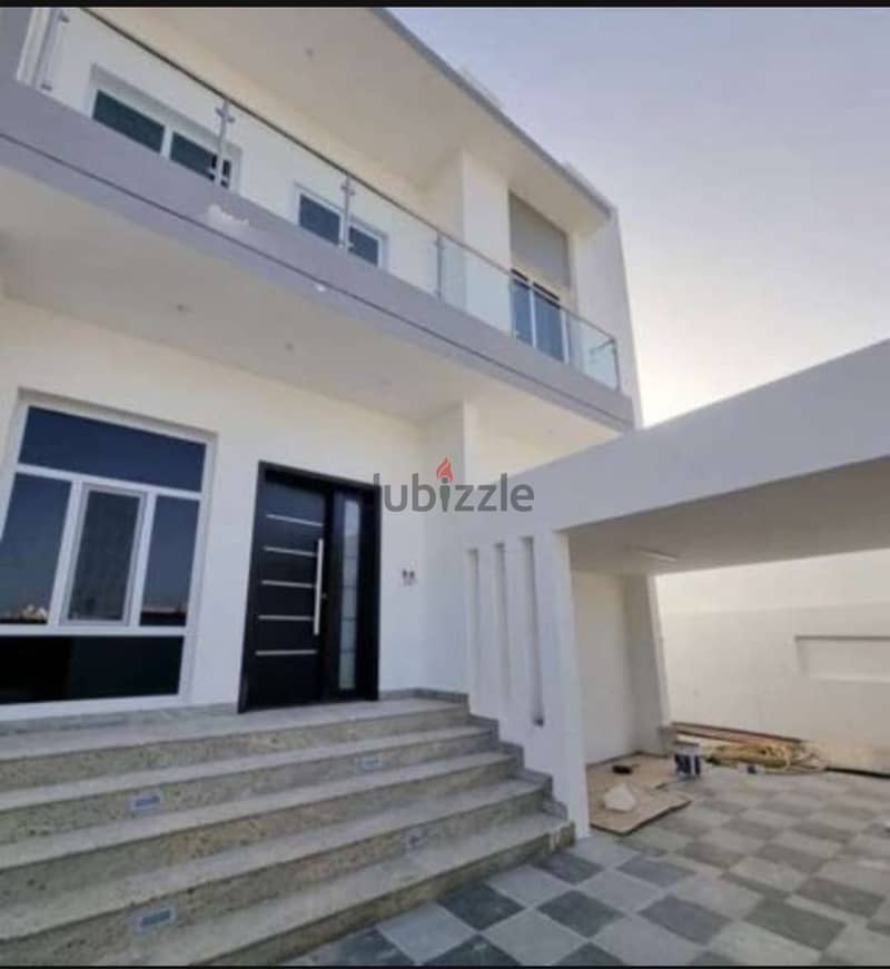 فيلا للايجار في الحيل الجنوبيه   Villa for rent in Al Hail South 0