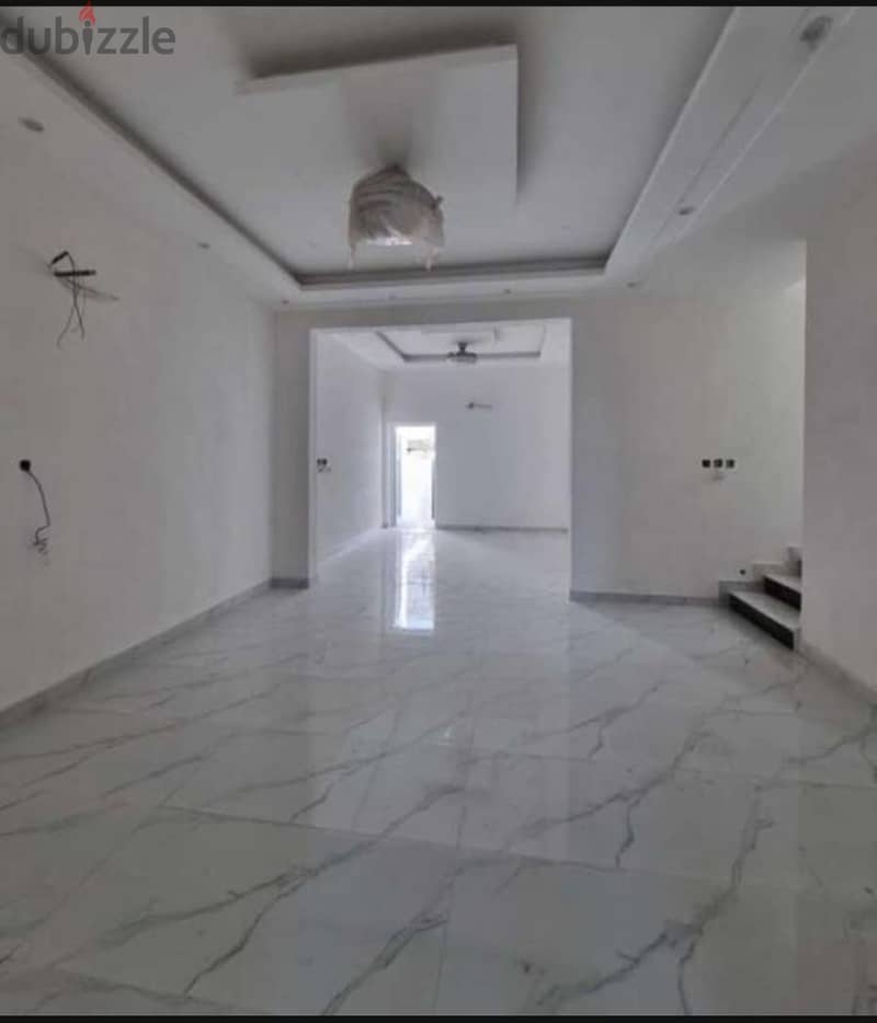 فيلا للايجار في الحيل الجنوبيه   Villa for rent in Al Hail South 9