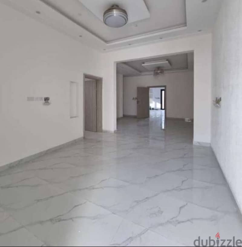 فيلا للايجار في الحيل الجنوبيه   Villa for rent in Al Hail South 11