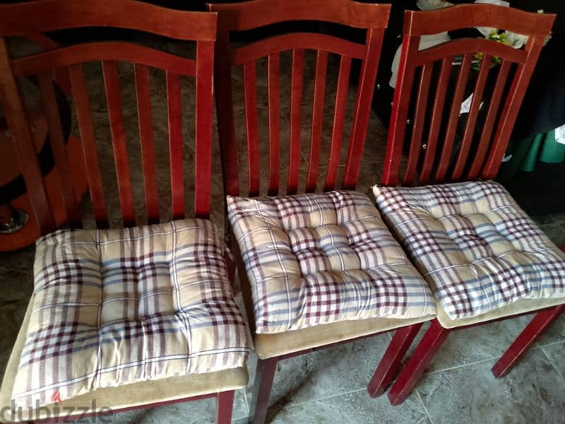 Dining Table 6 chairs for sale 3