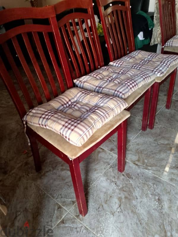 Dining Table 6 chairs for sale 4