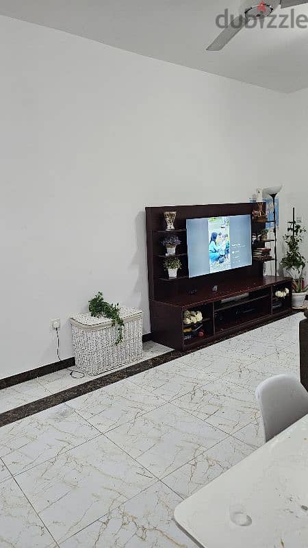 tv stand 0