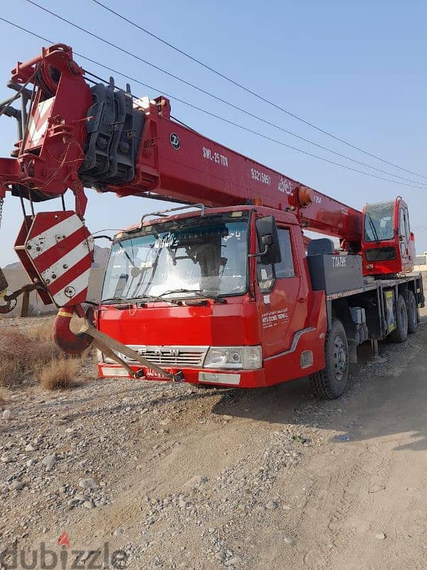 Used crane available in Muscat 1