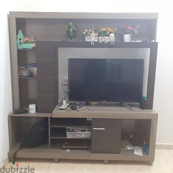 Tv unit 0