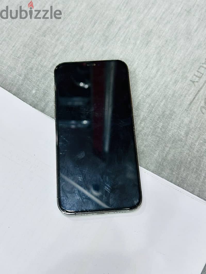 I phone 12 pro graphite mint condition 4