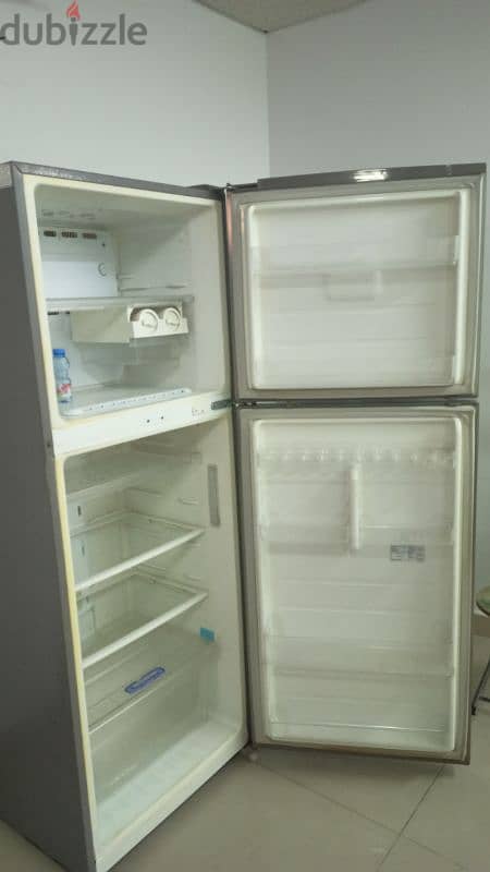 Samsung Refrigerator for sale - Al khoud 6 3