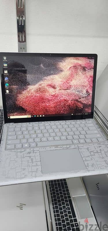 Microsoft surface laptop 2 5