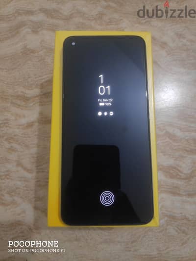 Realme 8 good condition phone 8+8/128