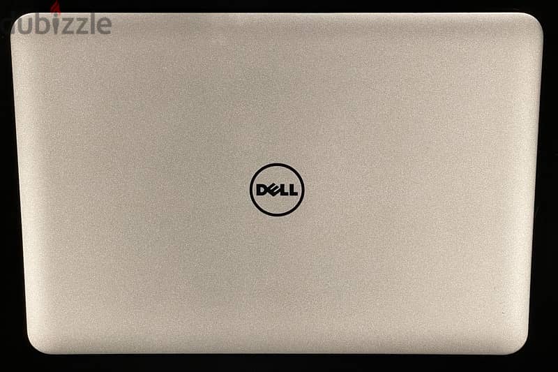 Dell XPS 15 (9530) 1