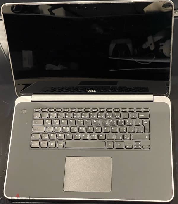 Dell XPS 15 (9530) 2