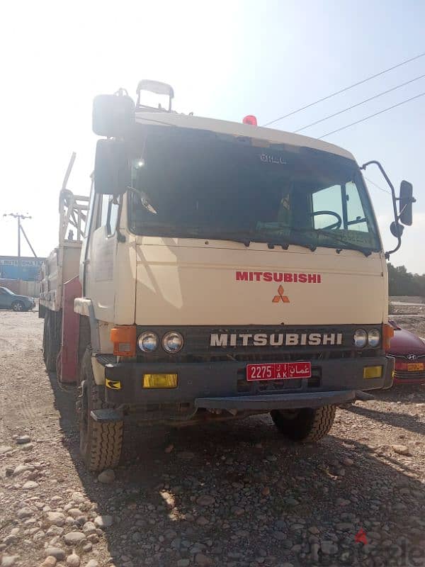 Mitsubishi 6 wheel Hiab 6 ton 1