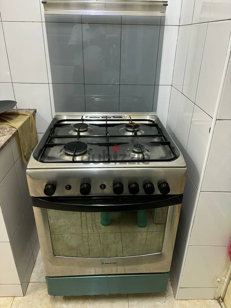 4 hob cooker with oven 0