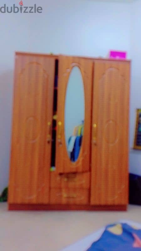 3 door wardrobe for sale 1