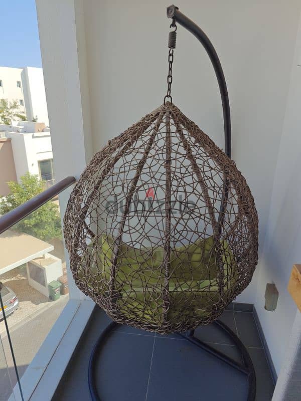 Nest Swing 1