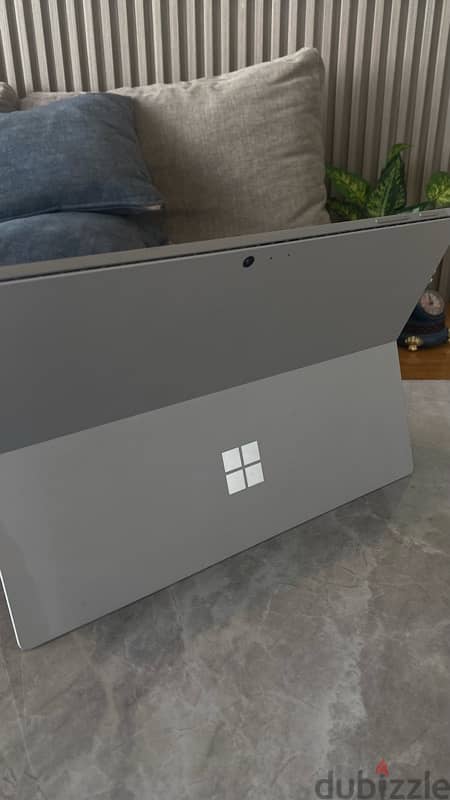 For sale Microsoft Surface Pro 6 with SONY projector 1