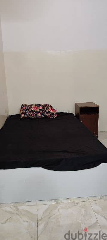 furnished room 0