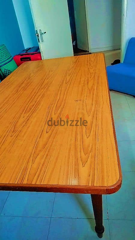 Dining Table For Urgent Sale 1