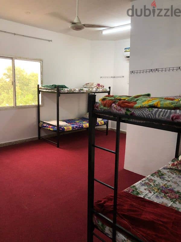 bed space  near Al ghubrah with WiFi and 1