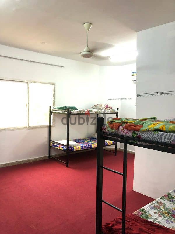 bed space  near Al ghubrah with WiFi and 5