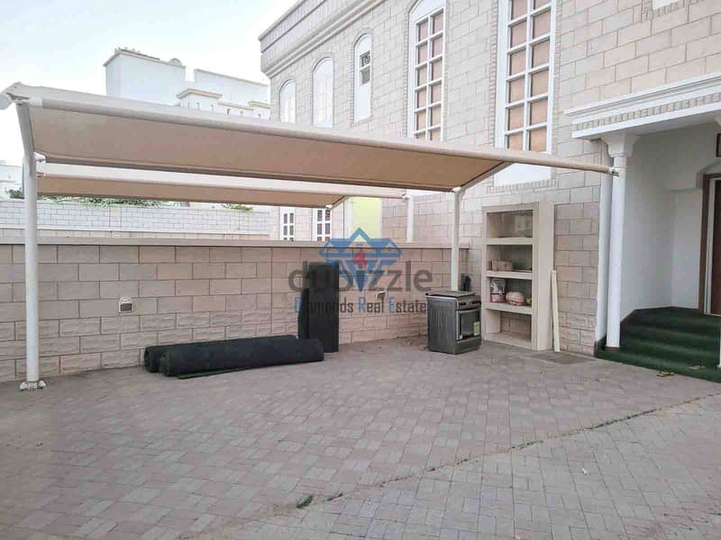 Spacious 2 Bedroom Townhouse Available for Rent in Seeb 0