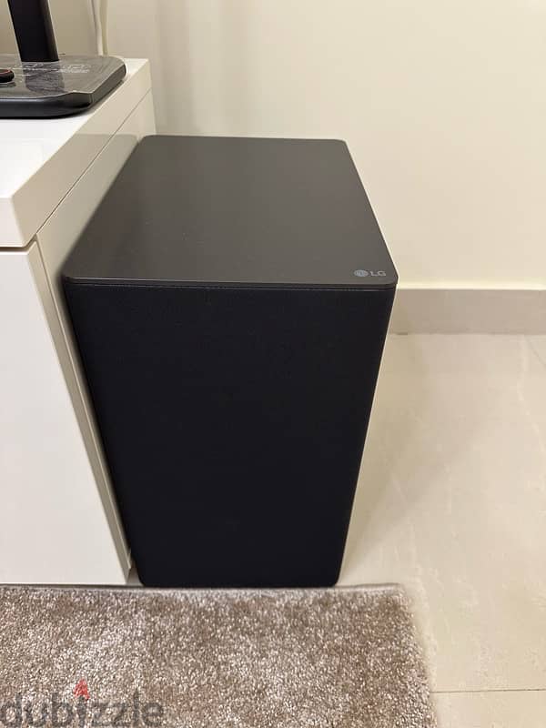 LG sound bar 2