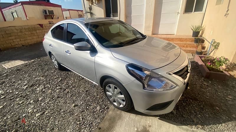 Nissan Versa 2019 0