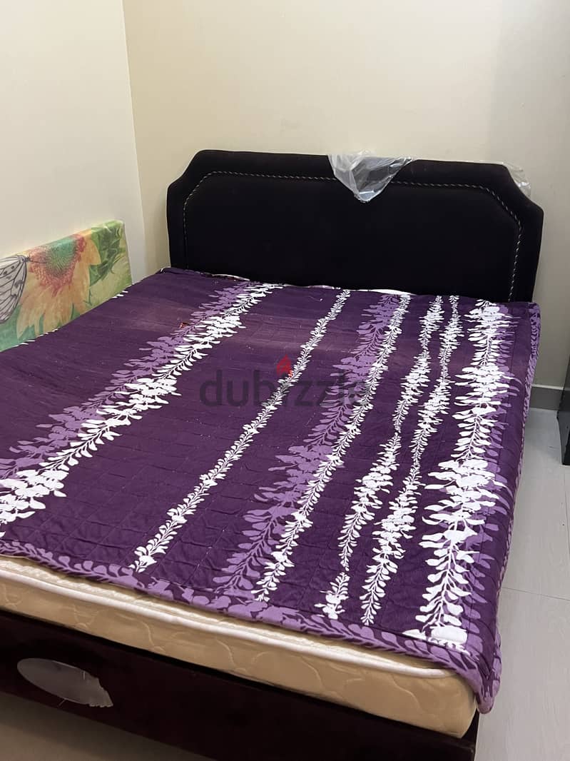 Bed for sale - very clean 2