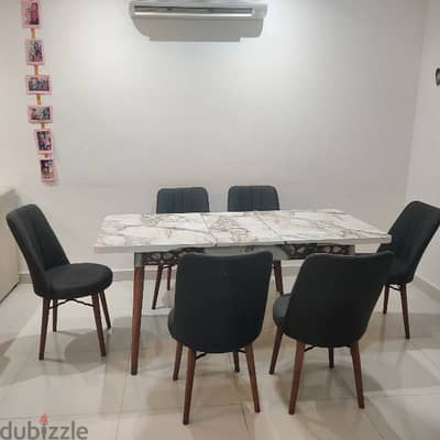 Extendable Table 6 seater Negotiable Chairs included