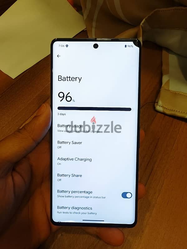 Google Pixel 7 Pro in great working condition with small dot on screen 6